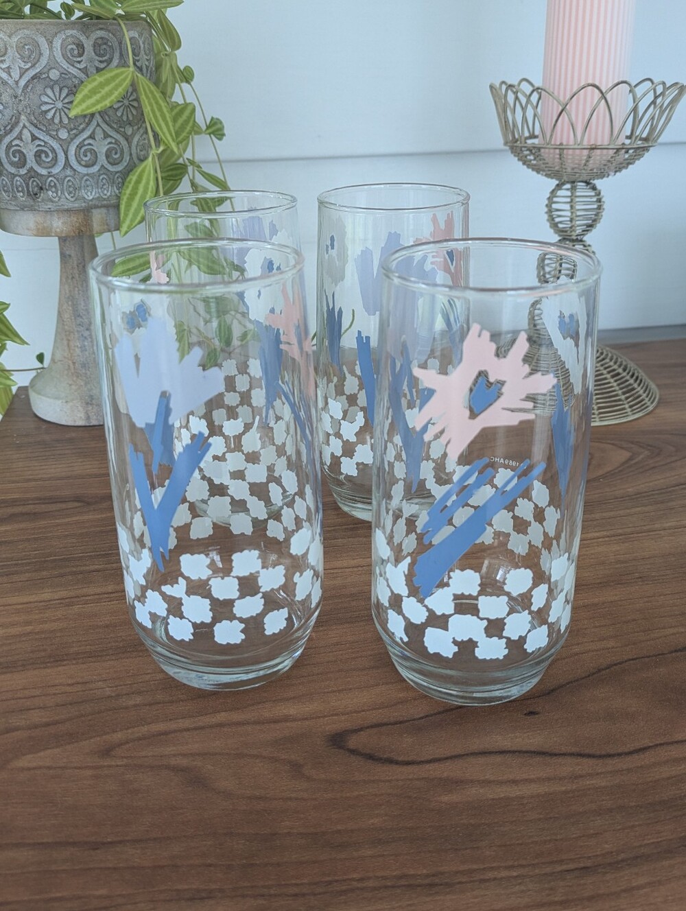 Vintage Pastel Floral & Checkerboard Drinking Glasses (Set of 4)
